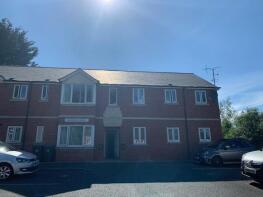 3, 90 Meadow View Court, Alcester Road, Studley B80 7NP