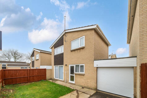Buckles Close, Cheltenham, GL53