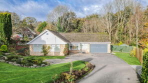 11, Oakfield, Hawkhurst, Cranbrook TN18 4JR