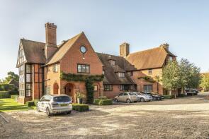 Manor Court, Little London Road, Reading RG7 2PN
