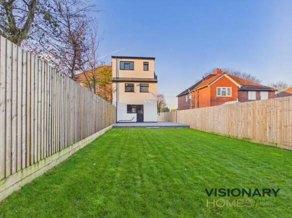 CAM03522G0-PR0252-STILL003