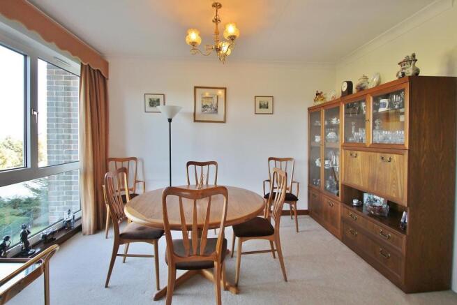 Dining Room.JPG