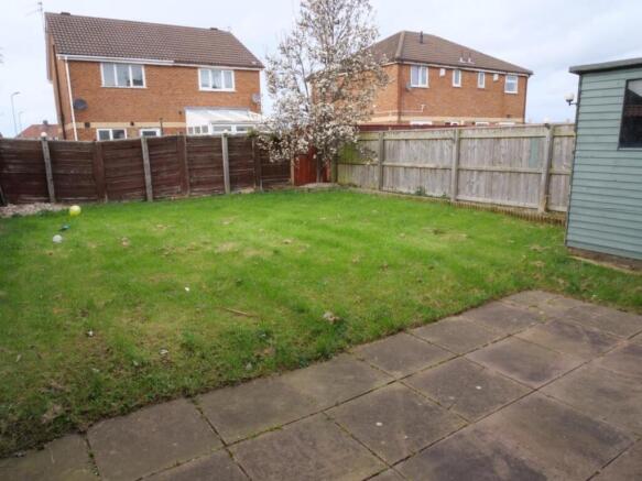 3 bed Semi-Detached to rent Image 11