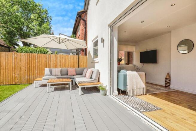 Arthurs Close, Harrogate, HG2 0EF photo 4