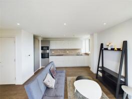 Flat 27, 44 Sandpiper Building, Newnton Close, Hackney, London N4 2GX