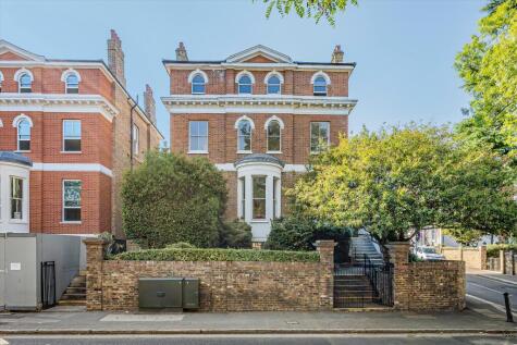 Montford House, Richmond TW10