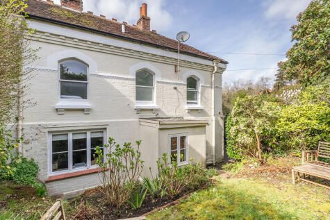 Harrow Road East, Dorking