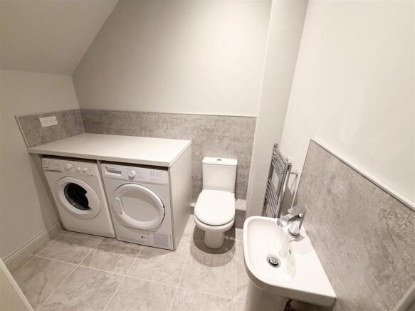 4 bed Mews to rent Image 8