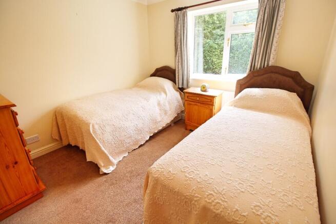 3 bed Detached Bungalow for sale Image 12