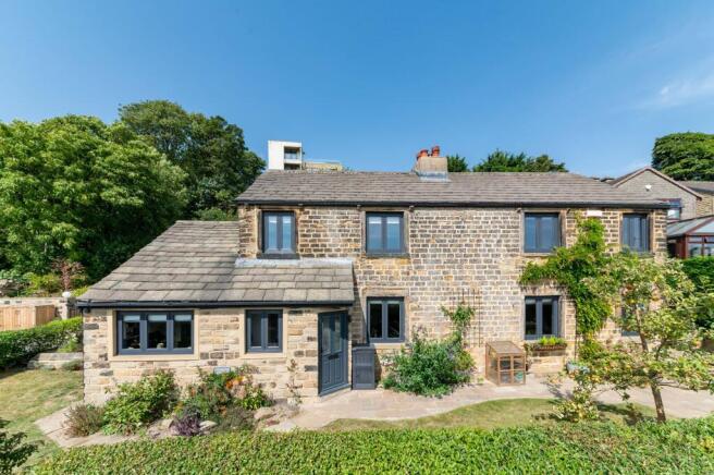 3 bed Detached for sale
