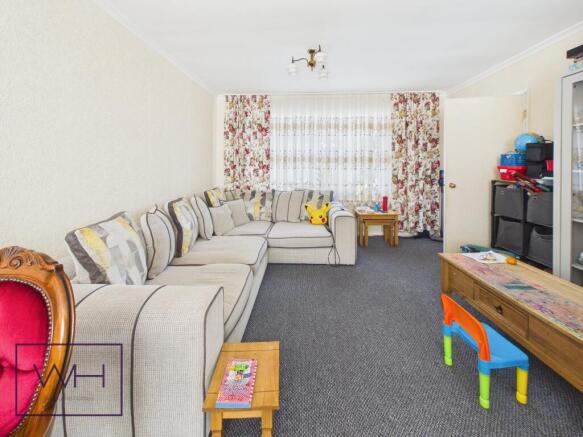 Westminster Crescent, Intake , Doncaster  photo 4