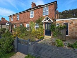 4, Eatenden Lane, Robertsbridge TN32 5LT
