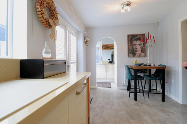 3 bed Detached for sale Image 6