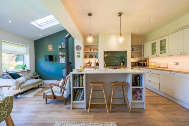 Kitchen / Dining Room