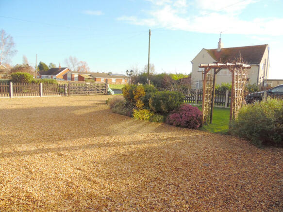 FRONT & DRIVEWAY