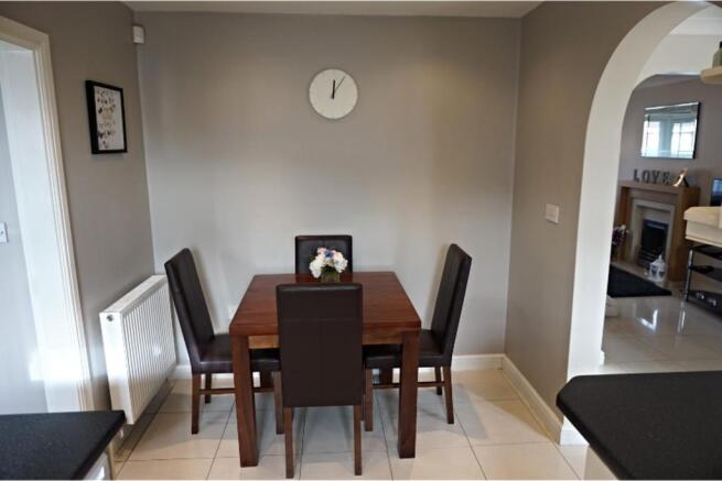 Kitchen / Breakfast