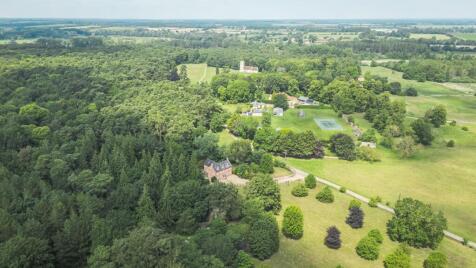 Detached Home set in 5.3 Acres (STMS) in West Harling