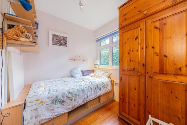 Little Tangley-Salt-Box-Road-Guildford-bungalow-IM