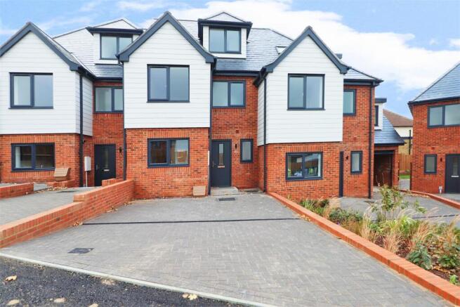 Plot 2 - Front Pic.j