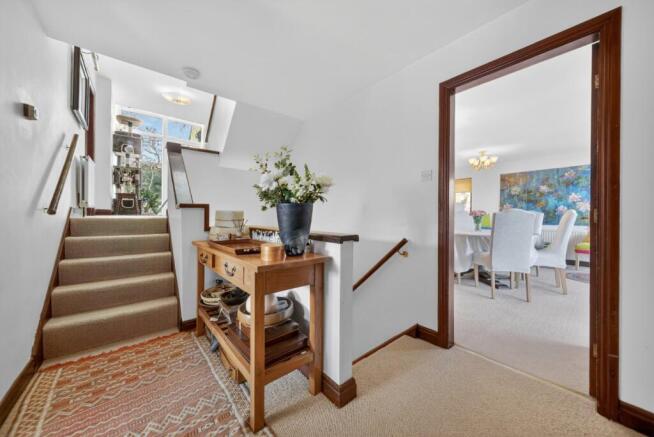 5 bed Detached for sale Image 5