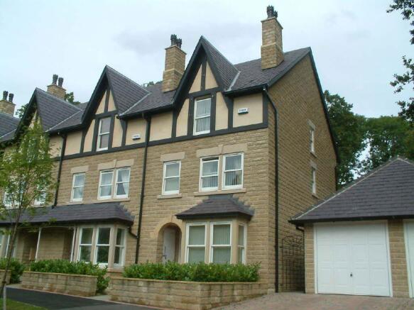 5 bed House to rent Image 9