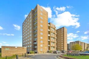 Flat 40, Joseph Court, Amhurst Park, Hackney, London N16 5AJ