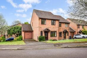 26, Ivy Close, Badger Farm SO22 4QR
