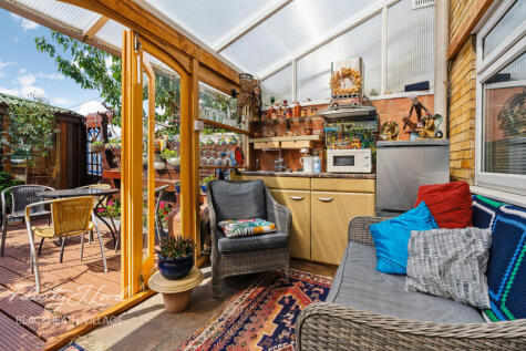 Helder Grove, London