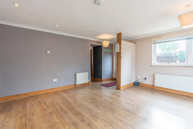 3, Raw Cottages, East Calder, West Lothian photo 4