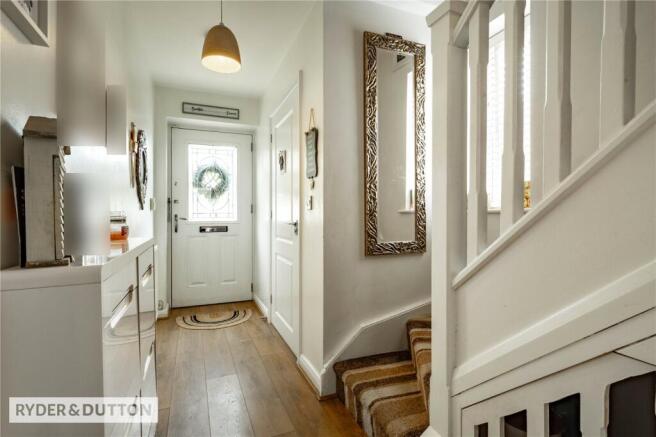 4 bed Detached for sale Image 8