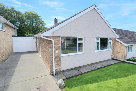 81 LLwyn Ynn, Talybont