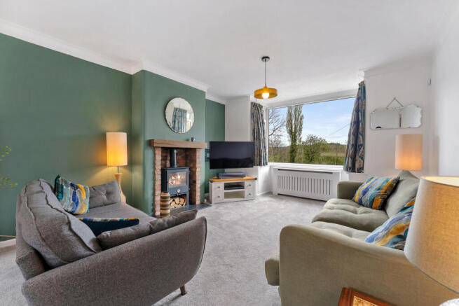130 STRINES ROAD-27.jpg