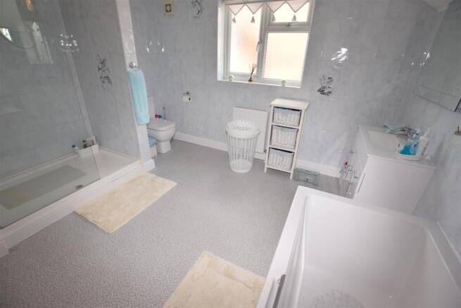 First Floor Bathroom