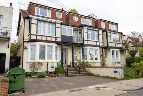 Flat 1, 2, Britannia Road, Westcliff-on-sea SS0 8BS