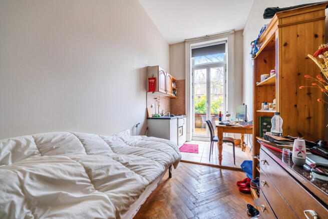 Studio for rent