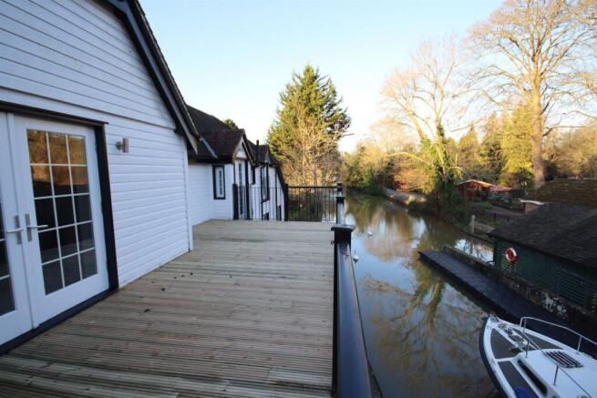 Maidenhead photo 4