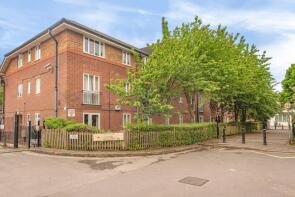 Flat 30, 205 223 Foyes Court, Shirley Road, Southampton SO15 3SJ