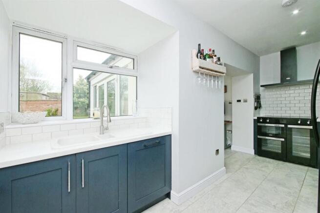 3 bed Detached for sale Image 4