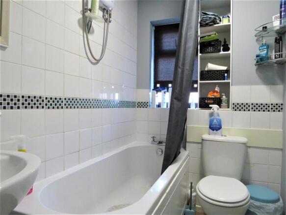 Bathroom.jpg