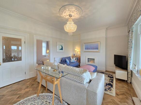 Lounge 2/Bedroom 2