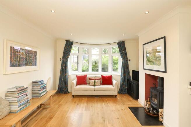 4 bed Semi-Detached for sale Image 11