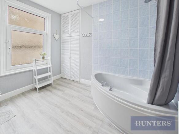 3 bed Terraced for sale Image 11