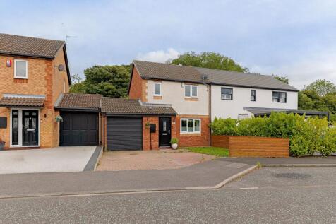 Stratford Close, Killingworth, NE12