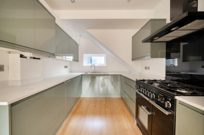 1362894-10-68e512...