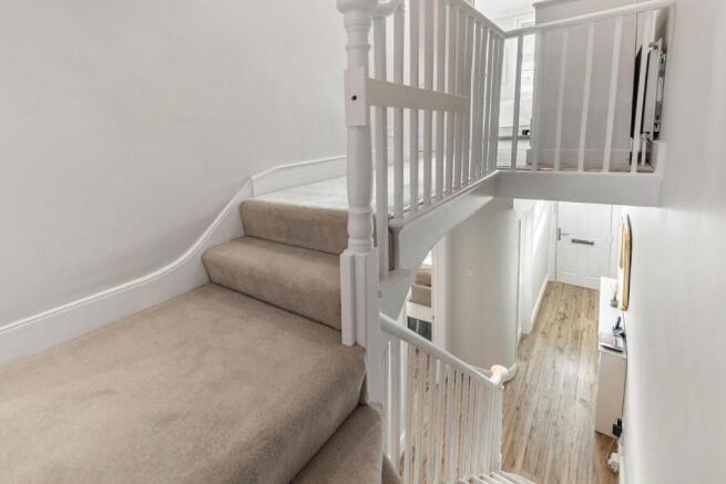 Staircase.jpg