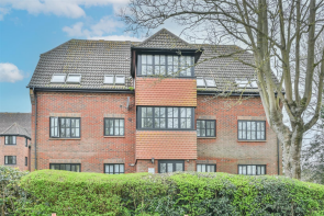 6, Argyll Court, Sawyers Hall Lane, Brentwood CM15 9BQ