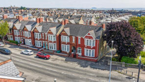 136, Gladstone Road, Barry CF62 8ND