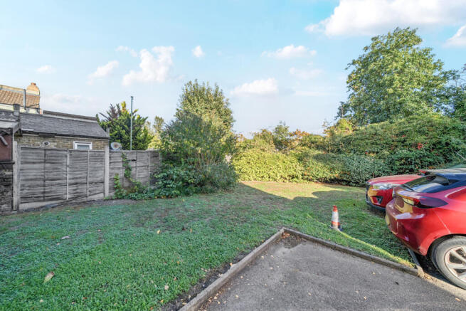 Spring Vale North, Dartford, Kent photo 4
