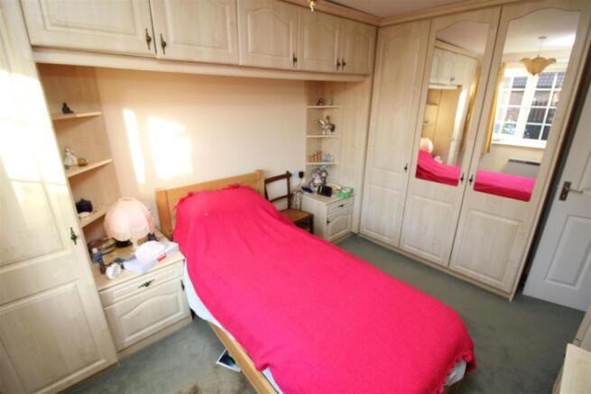 15 Bed 1.JPG