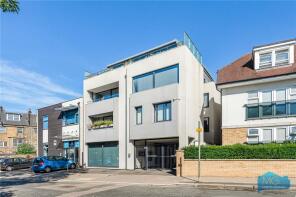 Flat 4, 3a, Athenaeum Road, Whetstone, London N20 9AA